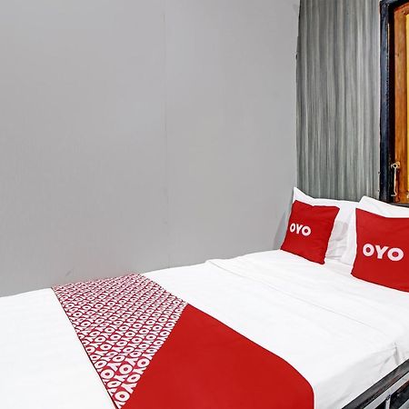 Oyo 92256 Sentosa Residence Джокякарта Екстериор снимка