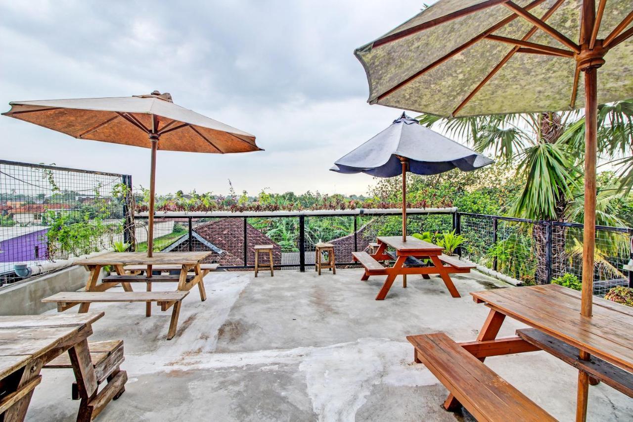 Oyo 92256 Sentosa Residence Джокякарта Екстериор снимка