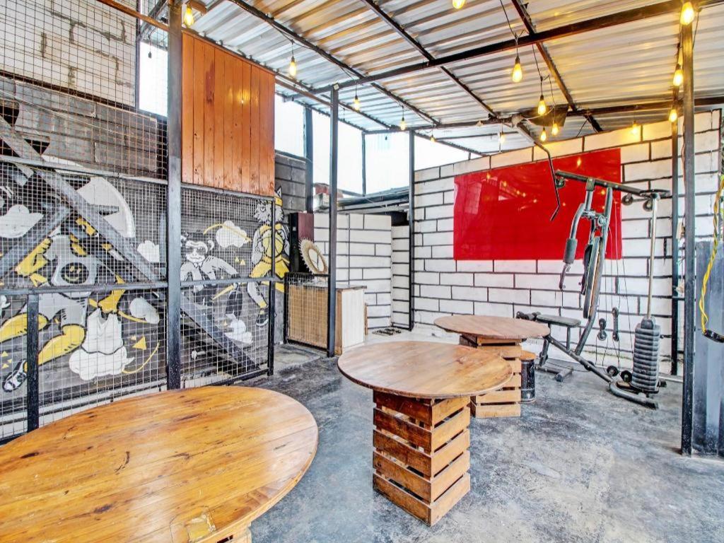 Oyo 92256 Sentosa Residence Джокякарта Екстериор снимка