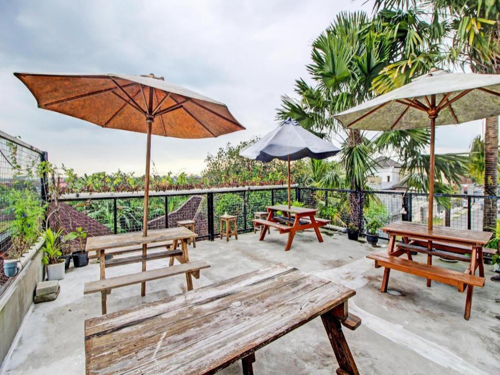 Oyo 92256 Sentosa Residence Джокякарта Екстериор снимка